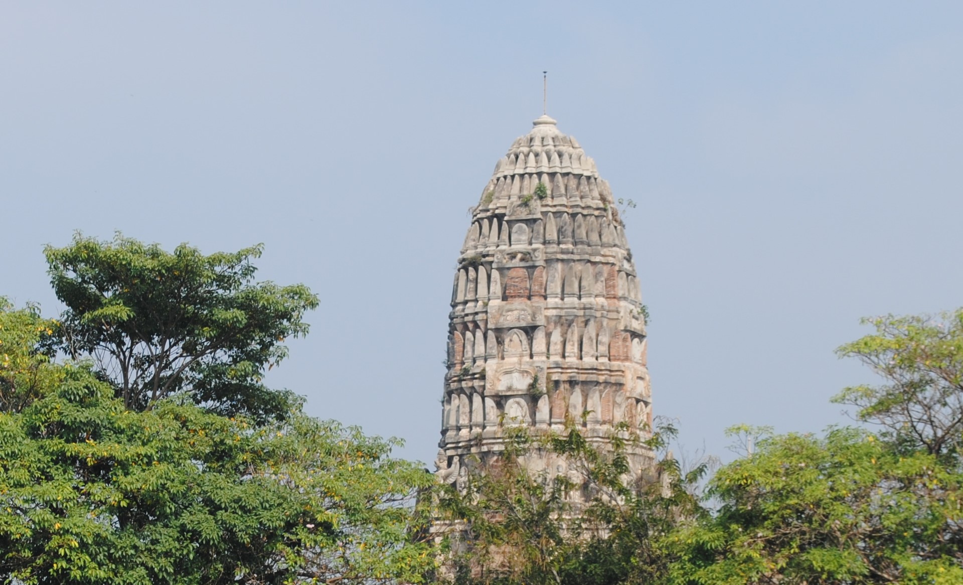 prang ratyaburana